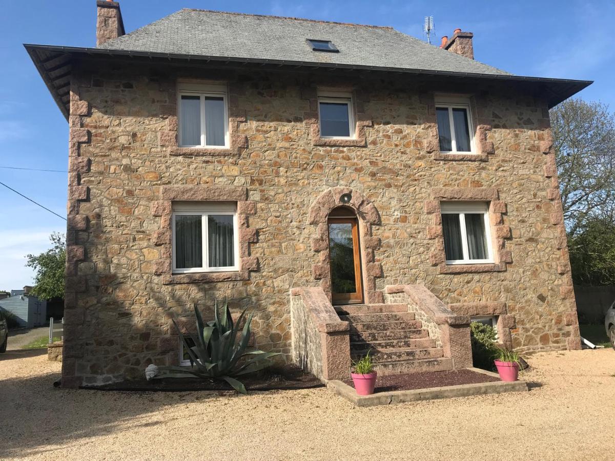 La Jackal Bed & Breakfast Ploubezre Bagian luar foto