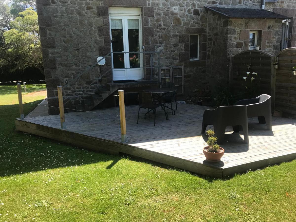 La Jackal Bed & Breakfast Ploubezre Bagian luar foto